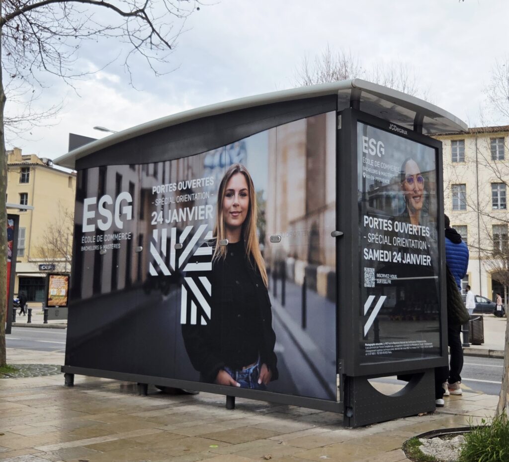 covering esg 2026 - côté brief abribus publicitaire aix en provence